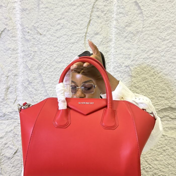 Givenchy Antigona Bag - Red