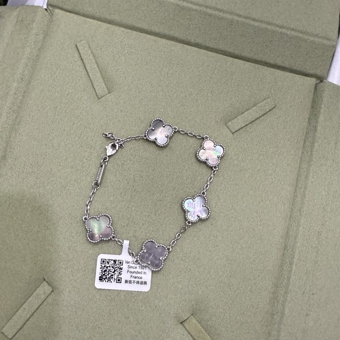 Van cleef Silver Bracelet