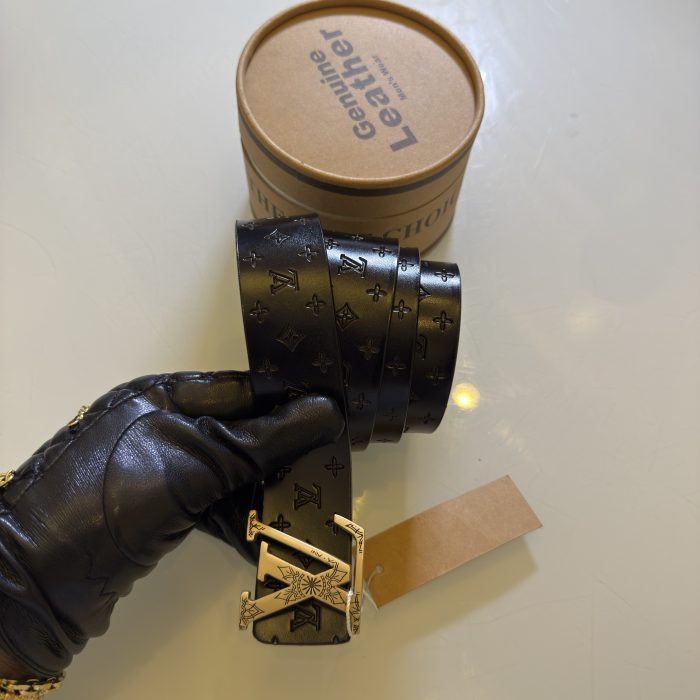 Louis Vuitton Unisex Belt 004
