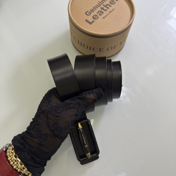 Louis Vuitton Unisex Belt 013