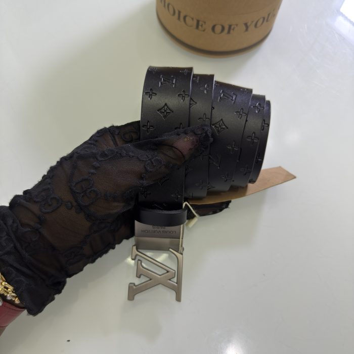 Louis Vuitton Unisex Belt 0016