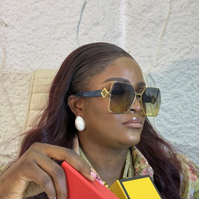 Chanel Luxury Glass 001