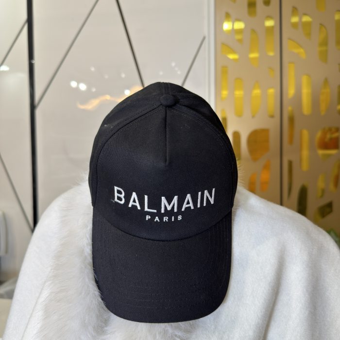 BALMAIN Face Cap
