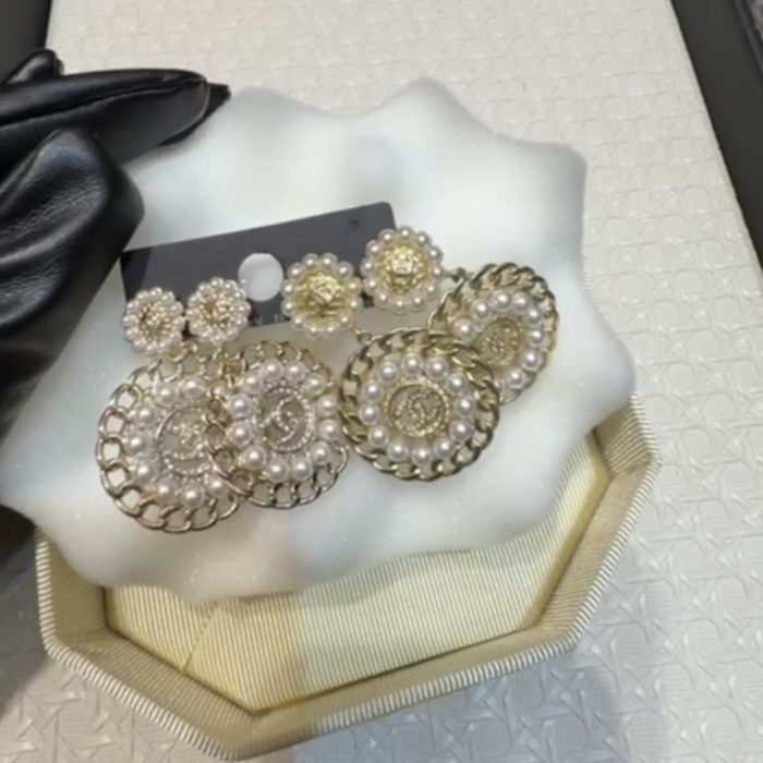 Earring 157