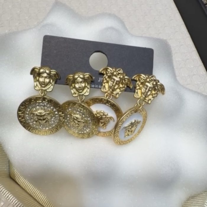 Earring 147