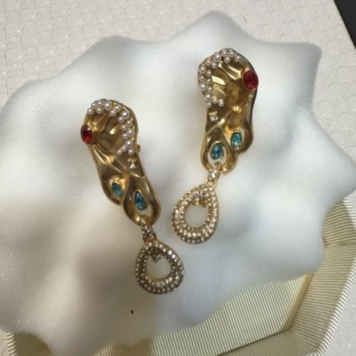 Earring 112