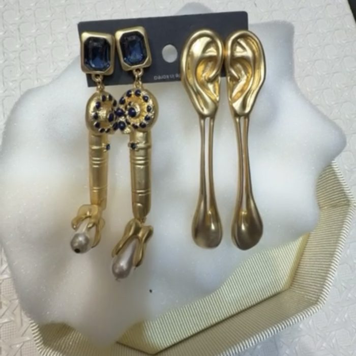 Earring 109