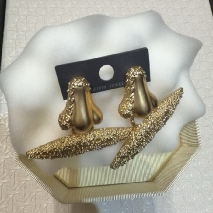 Earring 102