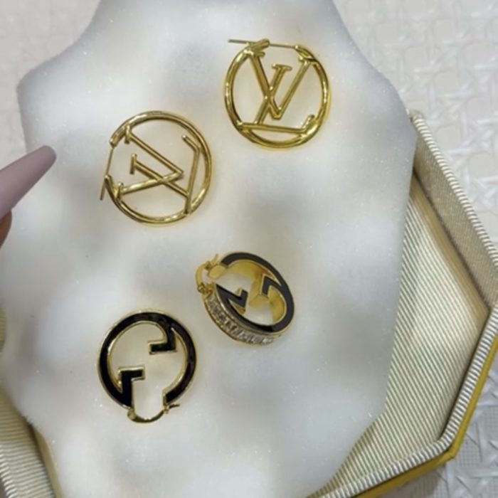 Earring 215