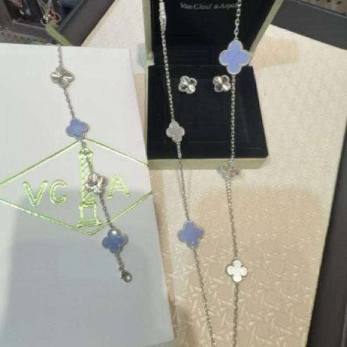 Jewelry 117