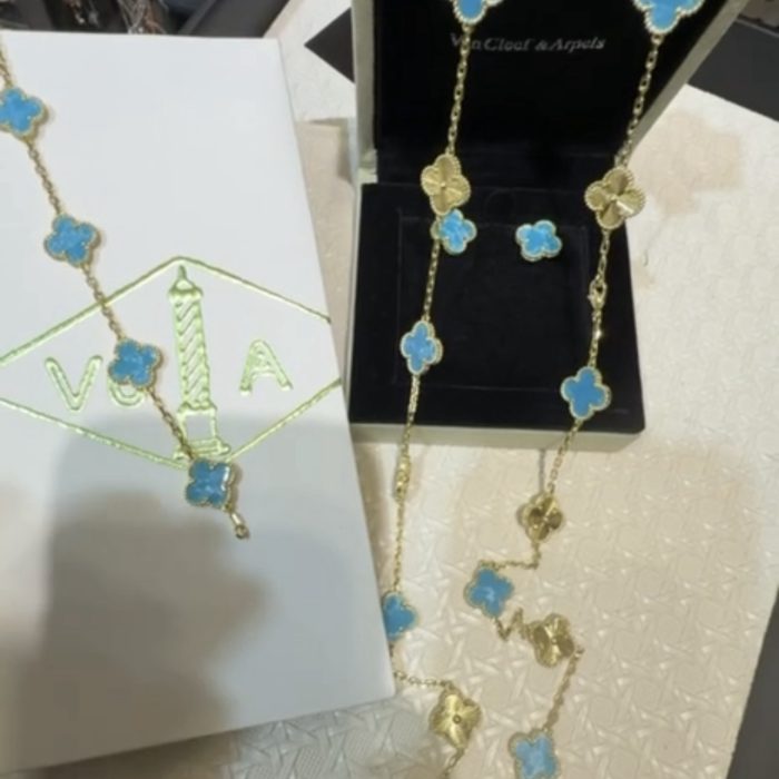 Jewelry 114