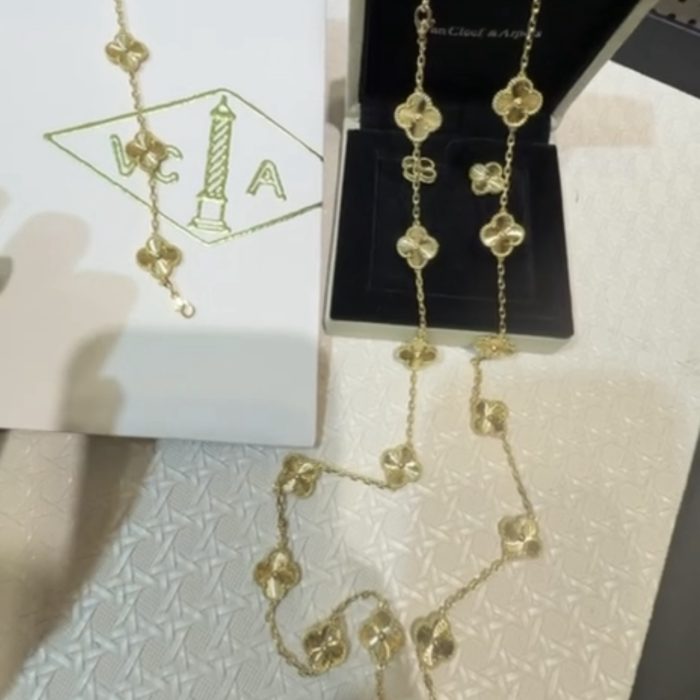 Jewelry 113