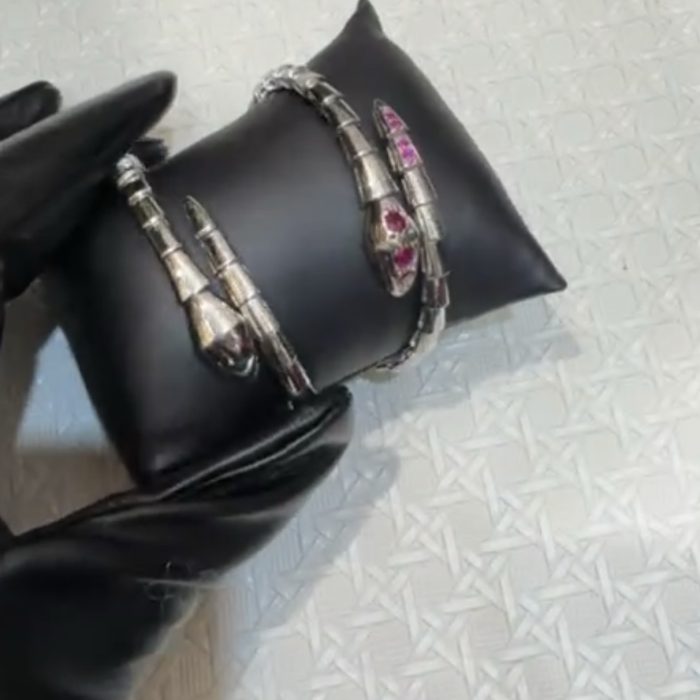 Bracelet 105